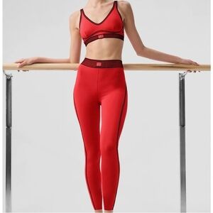 Alo yoga line up Red hot summer Sports Bra and Leggings Set